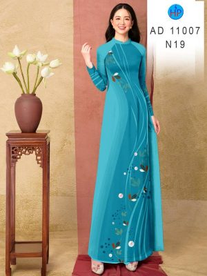 1627374169 165 vai ao dai mau moi ra hien nay (12)